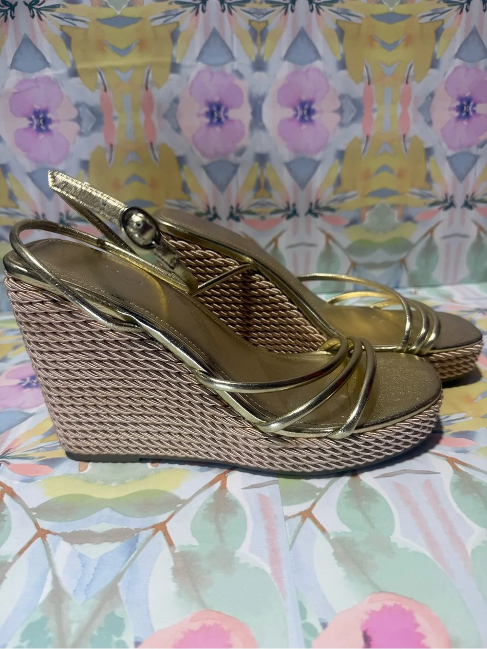 Marc Fisher Zeki Wedge Sandals Women’s Sz 8.5 🤎✨👡